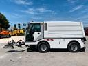 spazzatrice-stradale-bucher-citycat-5000