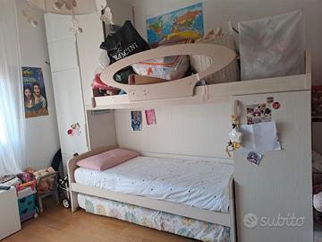cameretta per 3 con letto a soppalco 