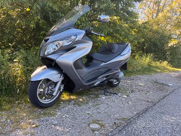 Suzuki Burgman 400 k7