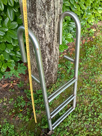 Scaletta pontile , barca