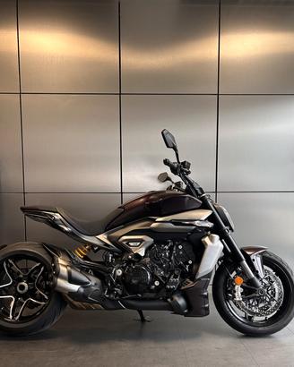 DUCATI XDIAVEL V4 - 2025
