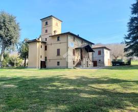 CASA DI CORTE A VALSAMOGGIA