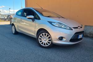 Ford Fiesta 1.4 3 porte Bz.- GPL Titanium