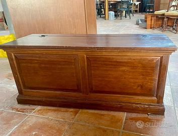 Cassone in legno massello vintage