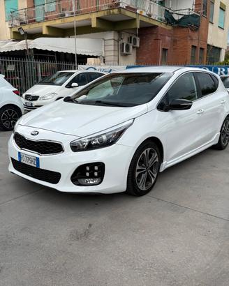 CEE'D GT-LINE AUT. 1.6 DIESEL 136CV 2016 174.500KM