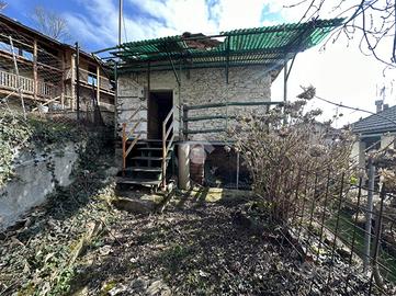 CASA SEMINDIPENDENTE A GIAVENO