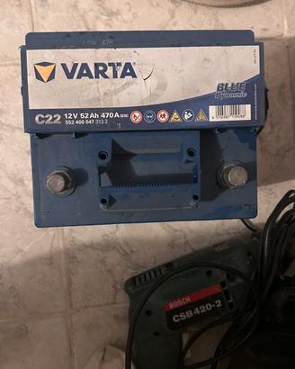 Batteria auto VARTA 12V 52Ah 470A