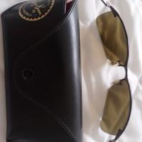 Occhiali da sole da uomo.