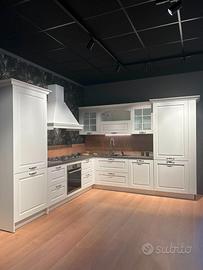 CUCINA NUOVA IN ESPOSIZIONE