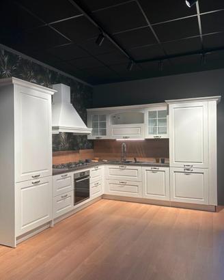CUCINA NUOVA IN ESPOSIZIONE