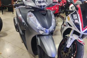 Honda Sh 300 i sport
