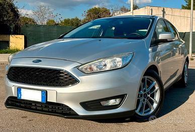 FORD FOCUS 1.5 diesel 120 cv FULL - km CERTIFICATI