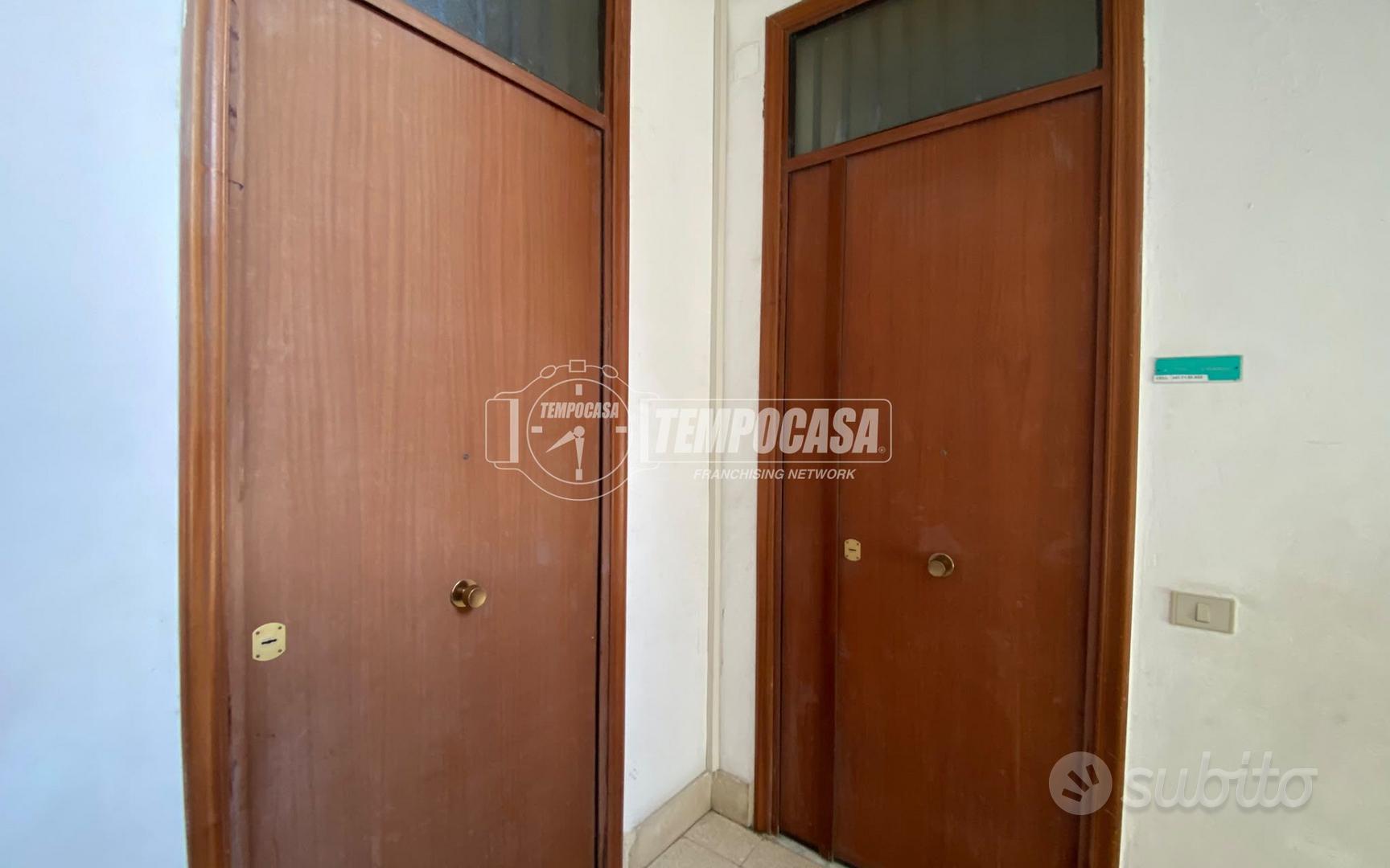 Ampio quadrilocale oltre accessori con doppio ingr - Altro