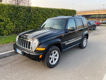Jeep Cherokee 2.8 CRD Limited