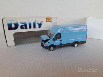 MODELLO FIAT IVECO DAILY FURGONATO NO BURAGO