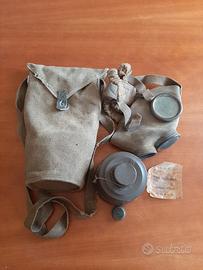 Maschera antigas WW2 Italiana no elmetto Regio 