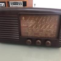 Radio vintage Magnadyne S22 in Bachelite Bluetooth