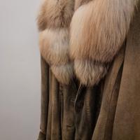 giaccone in camoscio e pelliccia  olpw