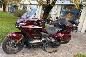 Honda GL 1800 Gold Wing TOUR DCT 50TH ANNIVERSARIO