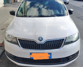 Skoda Rapid Spaceback Design Edition 1.0 Tsi