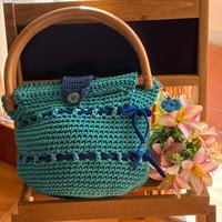 Borsa artigianale turchese con manici bambù