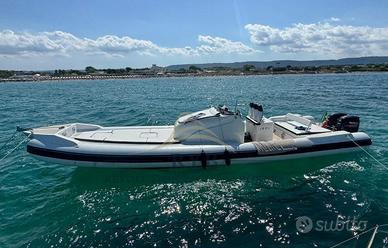 Doviboat Shuttle 120 Cabin (2017)