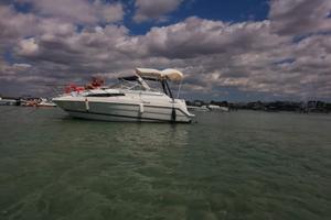 Barca americana Bayliner 2355 Ciera del 1996