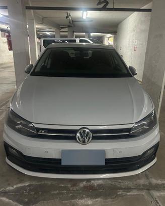 volkswagen POLO R-Line