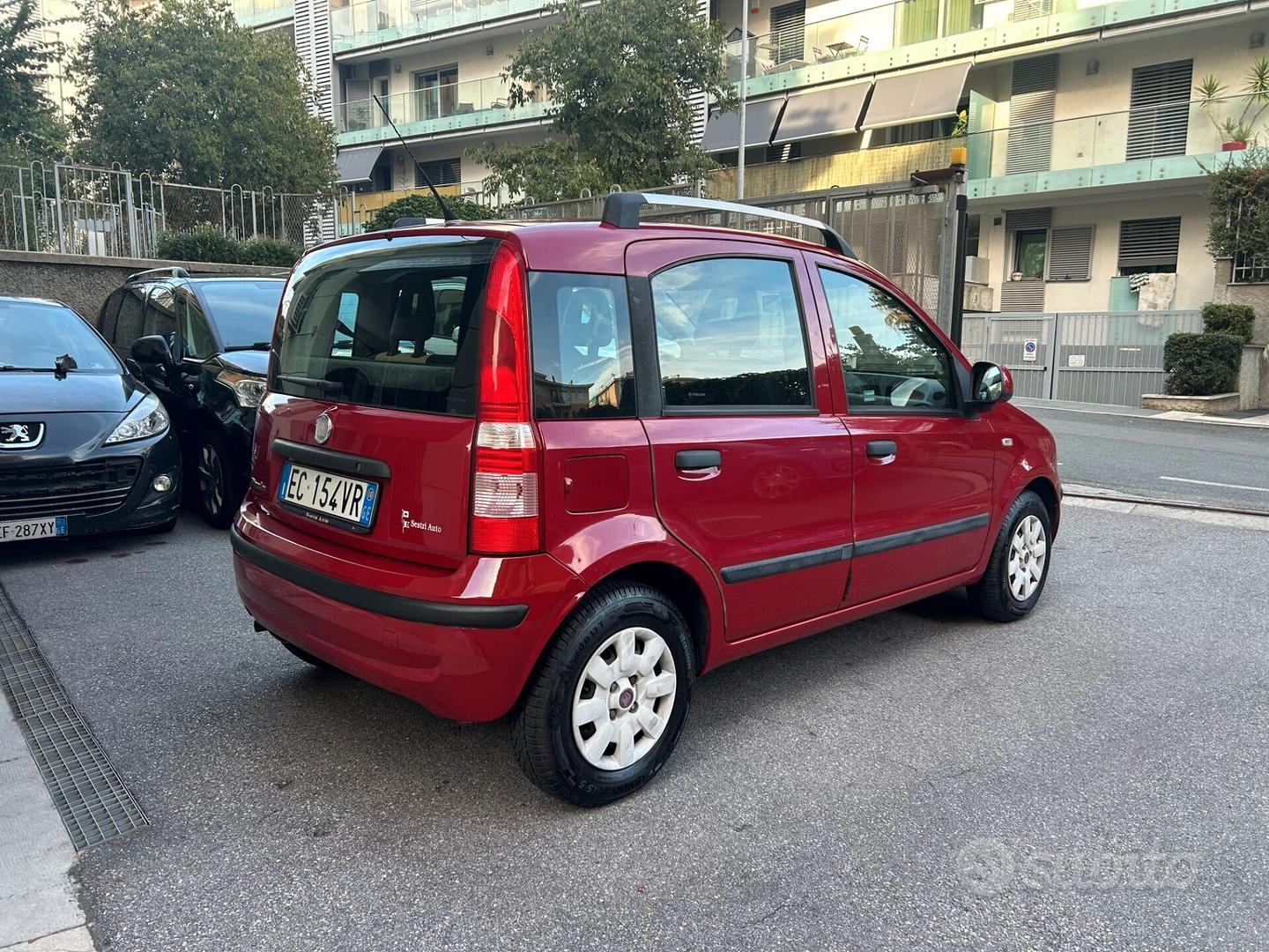 Fiat Panda 2010 photo 2