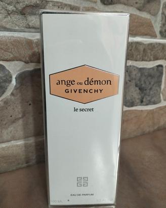 Profumo Givenchy Ange ou Démon.