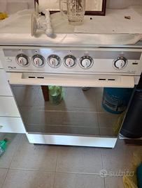 Cucina libera installazione