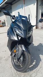 Tmax 560