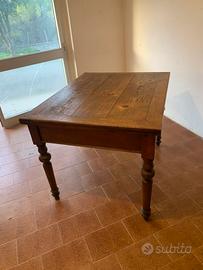 Tavolo antico