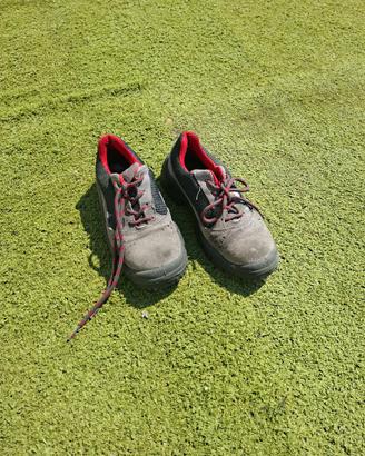 Scarpe antinfortunistiche misura 38