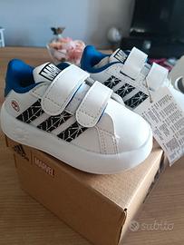 Scarpe Adidas marvel