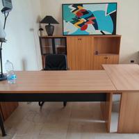 Mobili e scrivanie da ufficio