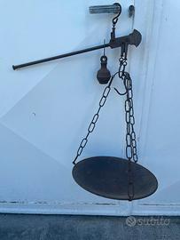 Bilancia stadera antica in ferro