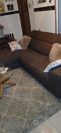 Divano ad angolo marrone
