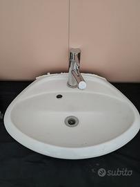 lavandino piccolo bagno