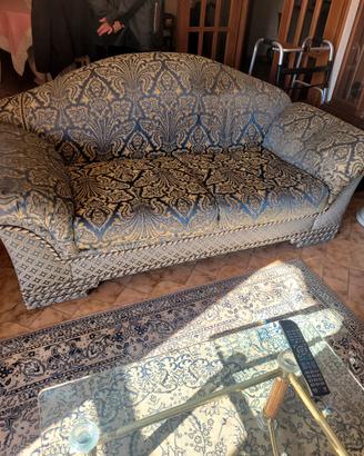 divani classici   bluette e giallo oro  