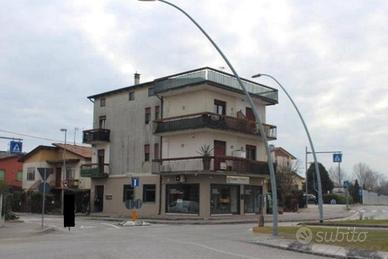 Immobile in asta di 47 m² con 2 locali a Camposamp