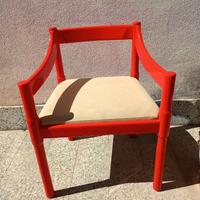 poltroncina vintage design Magistretti  Cassina