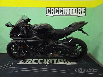 Yamaha YZF R1 - 2024