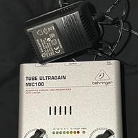 Behringer preamplificatore valvolare mic / line Di