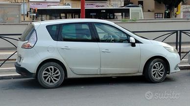 RENAULT Scénic 3ª serie - 2014