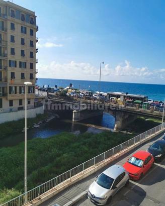 Appartamento arredato genova sturla