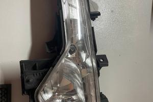 Fendinebbia sx kia sportage 2014