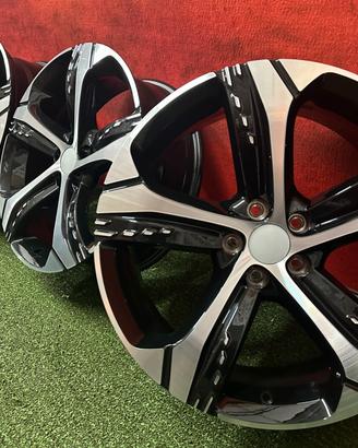 Cerchi DR Dr 6.0 Originali 7Jx19 ET33 5x108