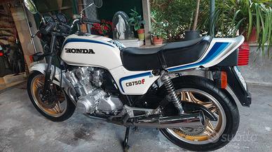 Honda CB 750 F