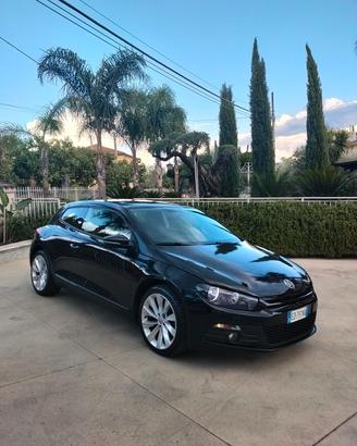 Volkswagen Scirocco 1.4 TSI 160CV